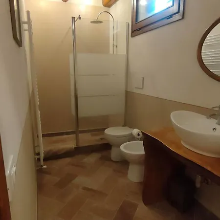 Casa La Crocetta Da Marco 度假居 *